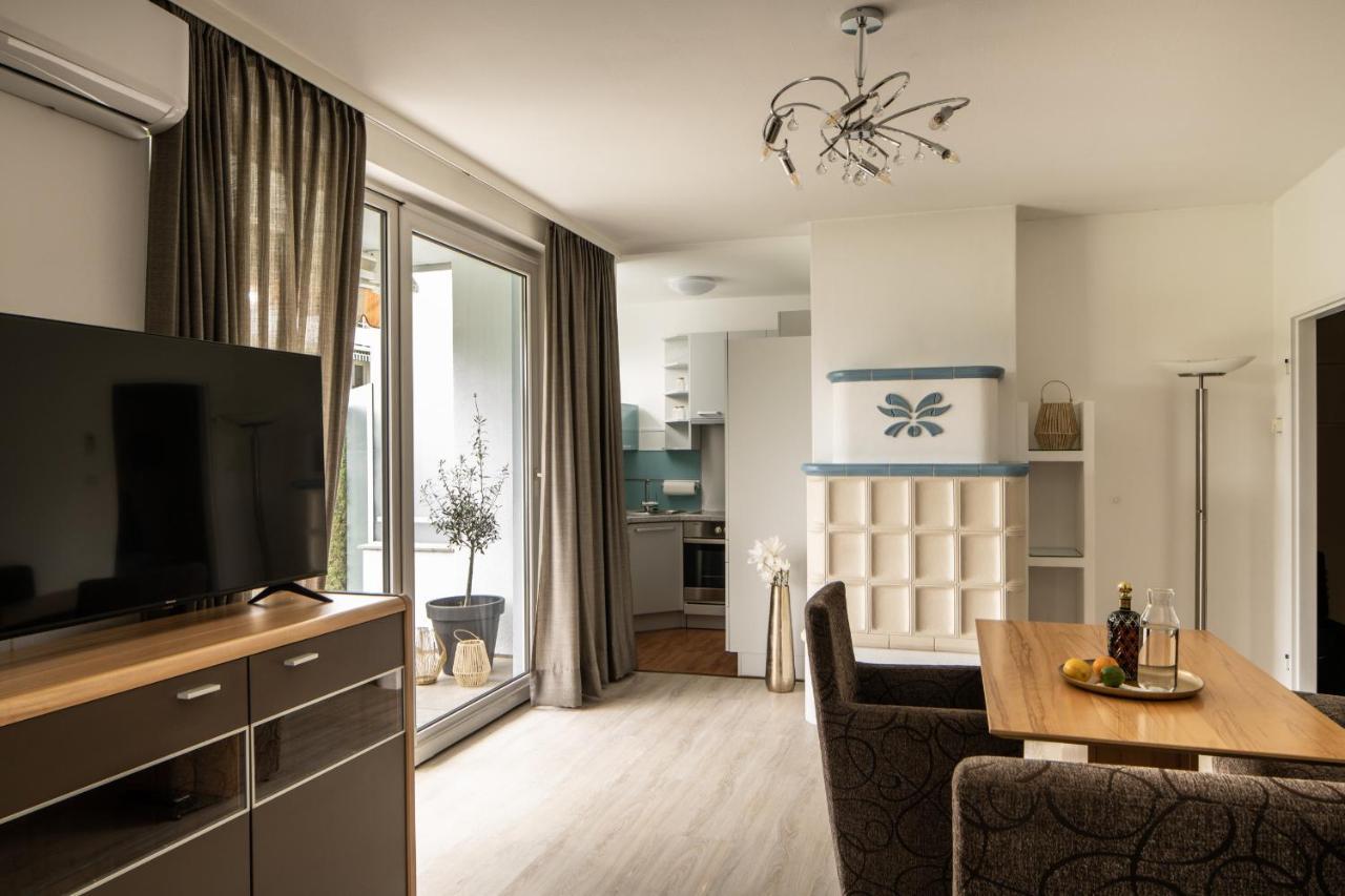 Ferienwohnung Velden Am See - 24 Holiday Mit Seezugang Velden am Wörthersee Exterior foto